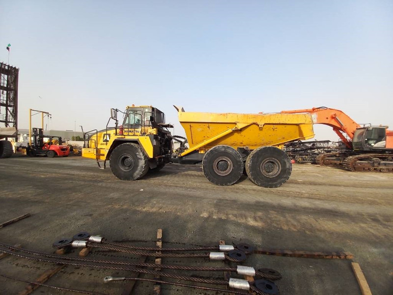 Komatsu HM400-3R (4 pcs available in Abu Dhabi) - شاحنة قلاب مفصلية: صورة 5 Komatsu HM400-3R (4 pcs available in Abu Dhabi) - شاحنة قلاب مفصلية: صورة 5