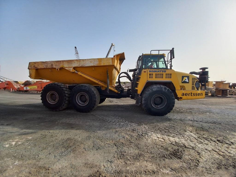 Komatsu HM400-3R (4 pcs available in Abu Dhabi) - شاحنة قلاب مفصلية: صورة 4 Komatsu HM400-3R (4 pcs available in Abu Dhabi) - شاحنة قلاب مفصلية: صورة 4