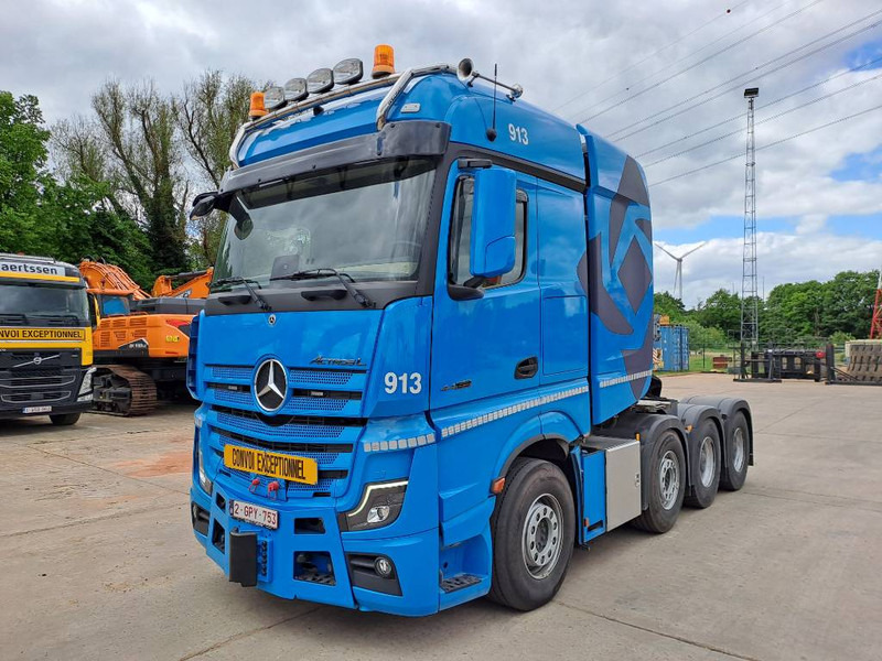 Mercedes-Benz Actros 4463 LS Giga (180Ton Push/Pull) - وحدة جر: صورة 1 Mercedes-Benz Actros 4463 LS Giga (180Ton Push/Pull) - وحدة جر: صورة 1