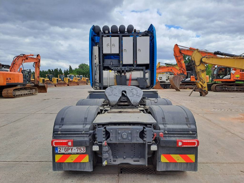 Mercedes-Benz Actros 4463 LS Giga (180Ton Push/Pull) - وحدة جر: صورة 4 Mercedes-Benz Actros 4463 LS Giga (180Ton Push/Pull) - وحدة جر: صورة 4