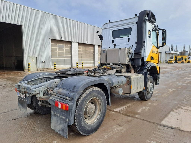 Mercedes-Benz Arocs 2045 - وحدة جر: صورة 4 Mercedes-Benz Arocs 2045 - وحدة جر: صورة 4