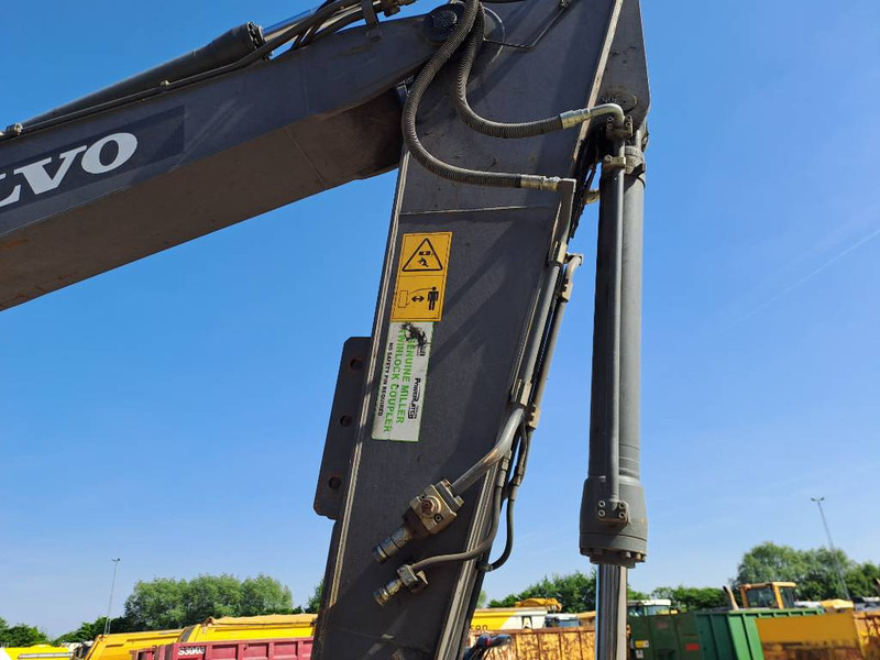 حفار زحاف Volvo EC220EL: صورة 9