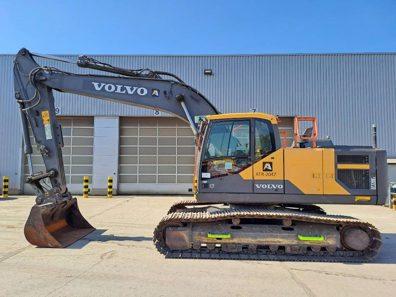 Volvo EC220EL - حفار زحاف: صورة 1 Volvo EC220EL - حفار زحاف: صورة 1