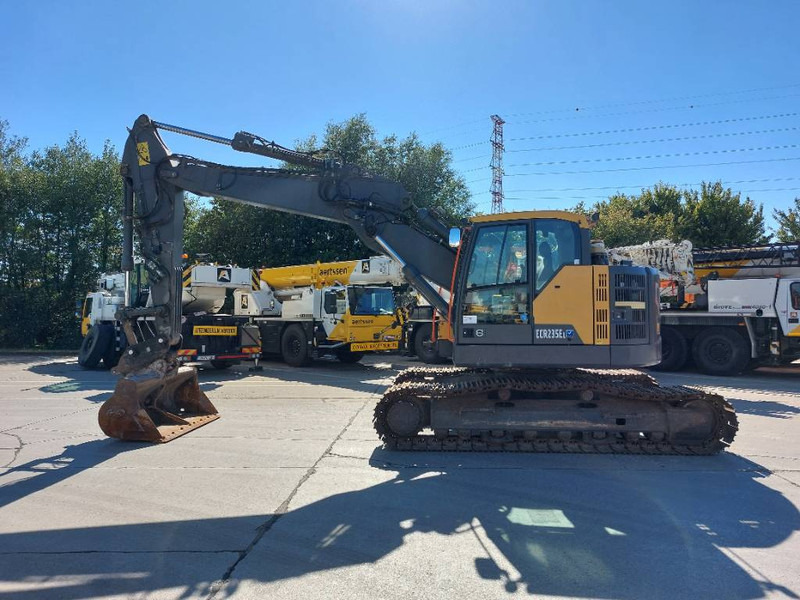Volvo ECR 235 EL - حفار زحاف: صورة 1 Volvo ECR 235 EL - حفار زحاف: صورة 1
