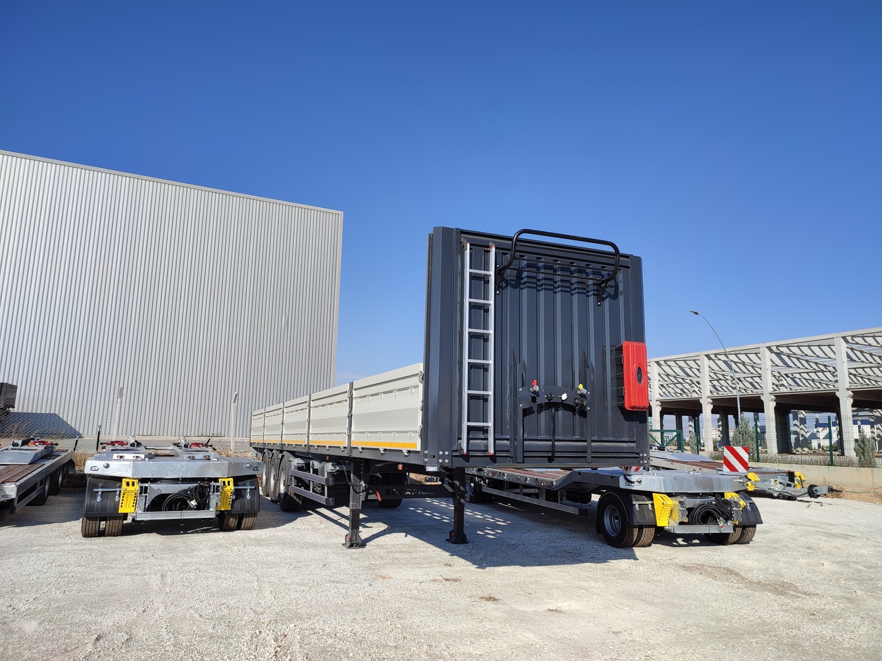 SINAN TANKER-TREYLER FlatBed - Special Platform - نصف مقطورة مسطحة: صورة 2 SINAN TANKER-TREYLER FlatBed - Special Platform - نصف مقطورة مسطحة: صورة 2