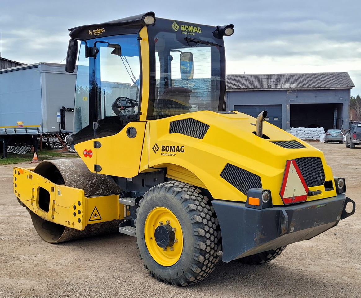 BOMAG BW145D-5 EPA - مدحلة: صورة 4 BOMAG BW145D-5 EPA - مدحلة: صورة 4