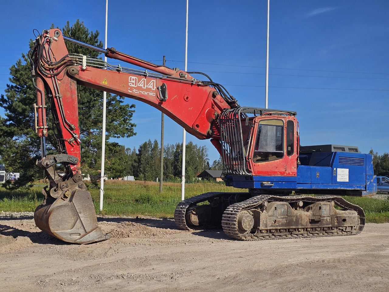 LIEBHERR R944B VH-HD. UHD boom and standart boom included. - حفار هدم: صورة 5 LIEBHERR R944B VH-HD. UHD boom and standart boom included. - حفار هدم: صورة 5
