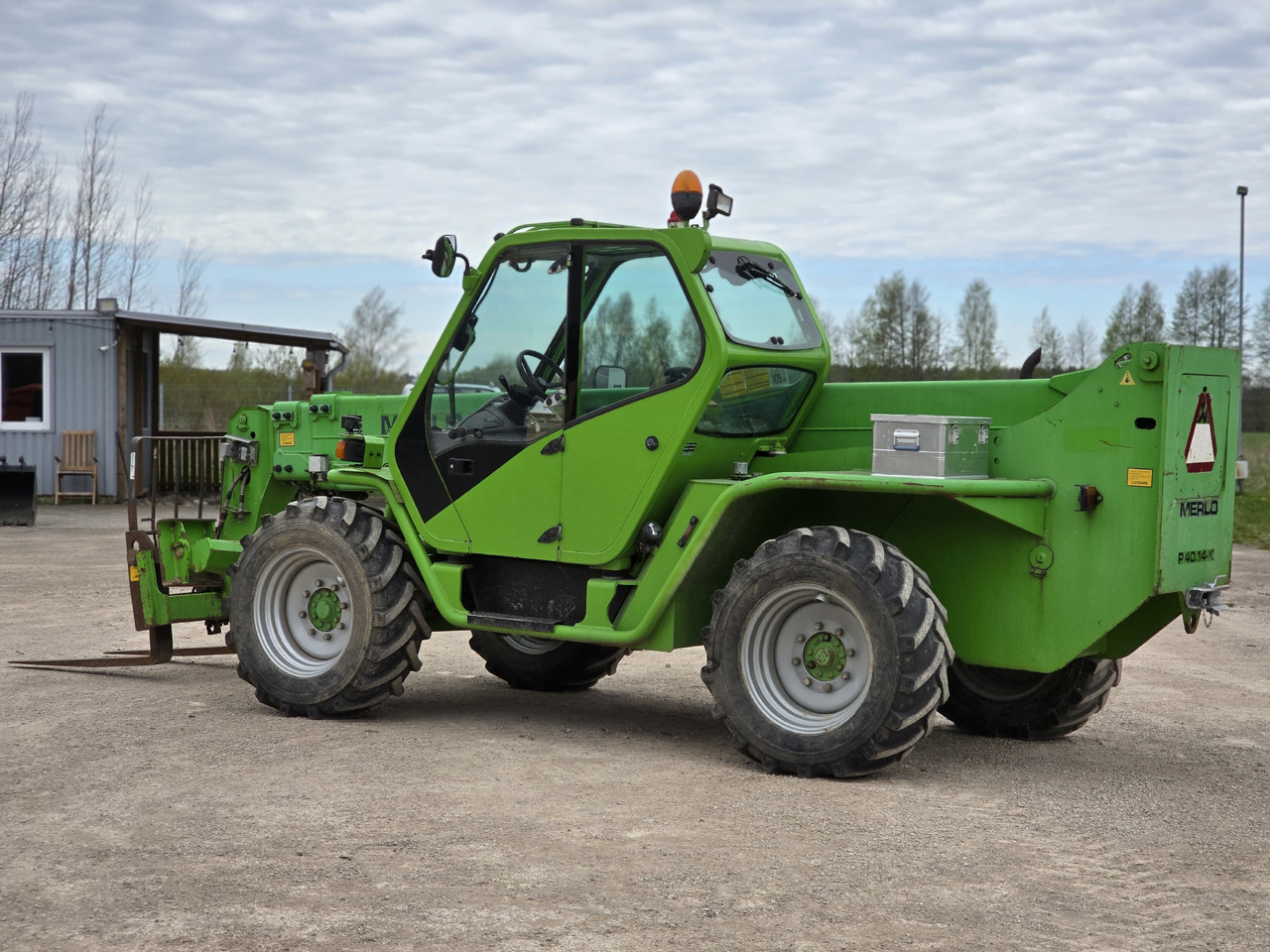 MERLO P40.14 K - جرافة ذات عجلات تلسكوبية: صورة 4 MERLO P40.14 K - جرافة ذات عجلات تلسكوبية: صورة 4