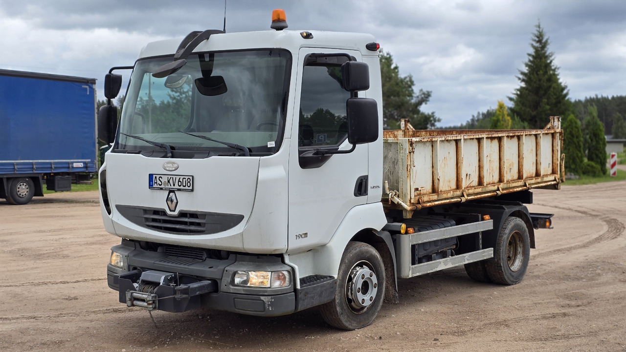 RENAULT Midlum 190DX winch. Original mileage 46'000km. - شاحنة قلاب: صورة 3 RENAULT Midlum 190DX winch. Original mileage 46'000km. - شاحنة قلاب: صورة 3