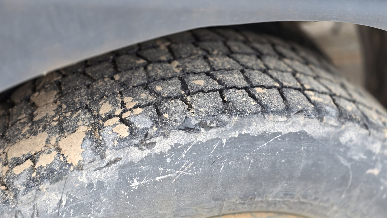 شاحنة قلاب RENAULT Midlum 190DX, winch, original 46'000km: صورة 15 شاحنة قلاب RENAULT Midlum 190DX, winch, original 46'000km: صورة 15