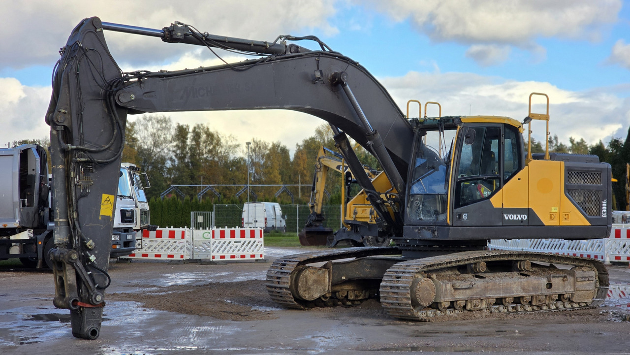 VOLVO EC300EL - حفار زحاف: صورة 3 VOLVO EC300EL - حفار زحاف: صورة 3