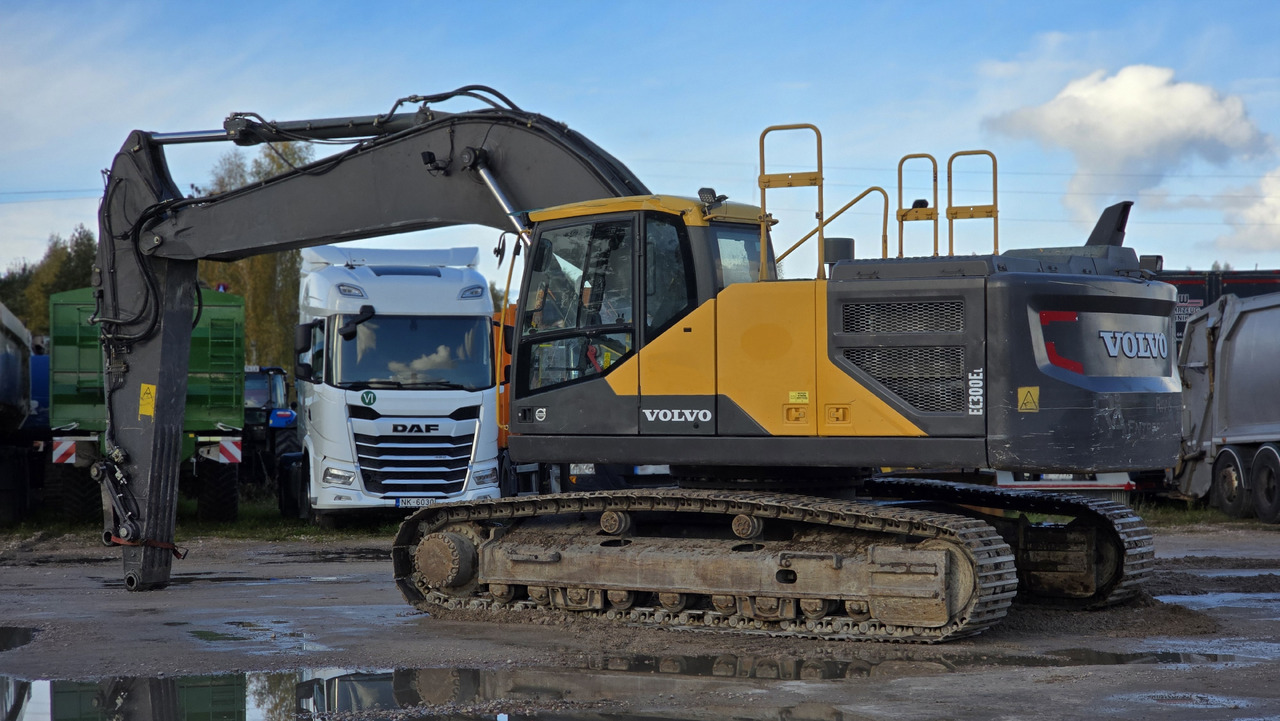 VOLVO EC300EL - حفار زحاف: صورة 4 VOLVO EC300EL - حفار زحاف: صورة 4