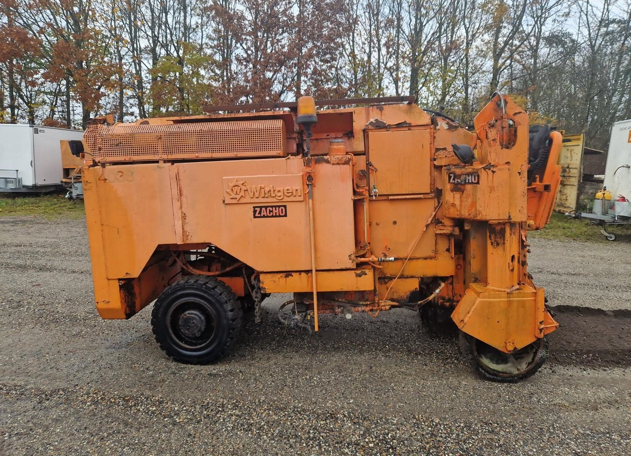 WIRTGEN SF1000C - قشاطة أسفلت: صورة 3 WIRTGEN SF1000C - قشاطة أسفلت: صورة 3