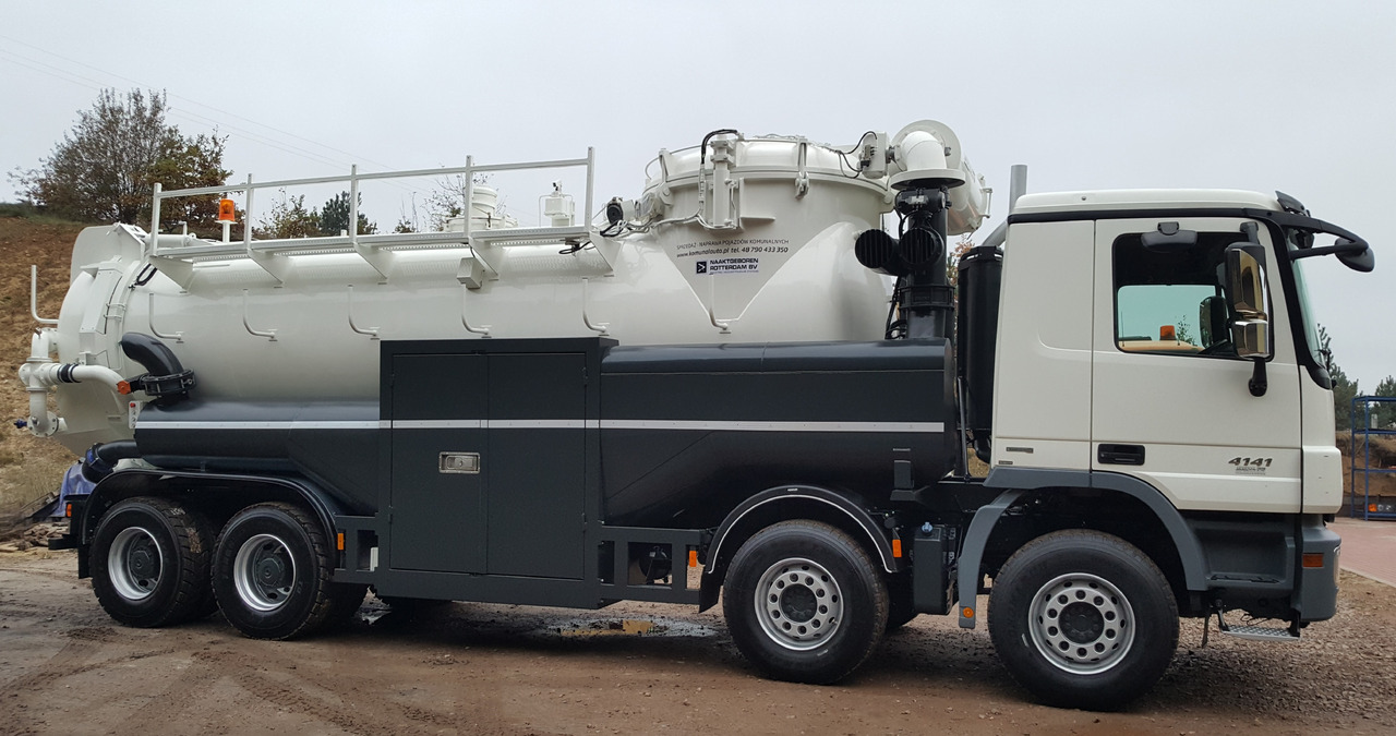 Mercedes NAAKTGEBOREN Vacu Press 8000 - شاحنة الشفط: صورة 5 Mercedes NAAKTGEBOREN Vacu Press 8000 - شاحنة الشفط: صورة 5