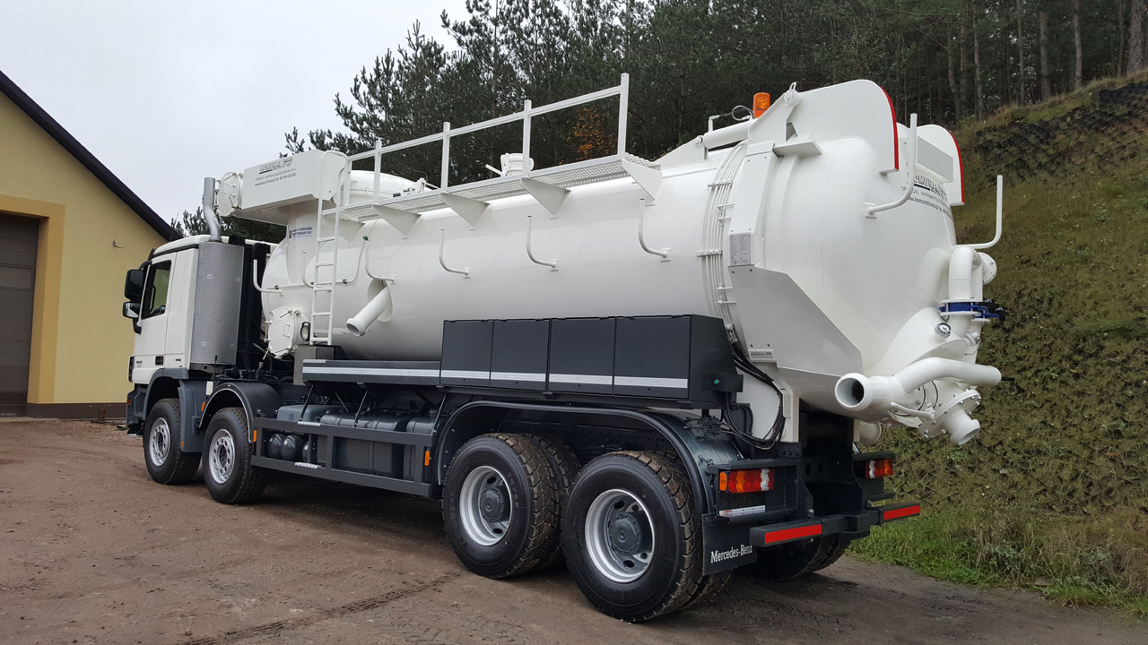 Mercedes NAAKTGEBOREN Vacu Press 8000 - شاحنة الشفط: صورة 4 Mercedes NAAKTGEBOREN Vacu Press 8000 - شاحنة الشفط: صورة 4