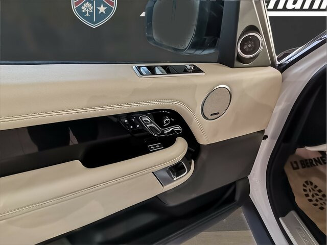 LAND ROVER Range Rover Vogue 4WD SPORT PANORAMA HOMELINK... - سيارة دفع رباعي: صورة 3 LAND ROVER Range Rover Vogue 4WD SPORT PANORAMA HOMELINK... - سيارة دفع رباعي: صورة 3