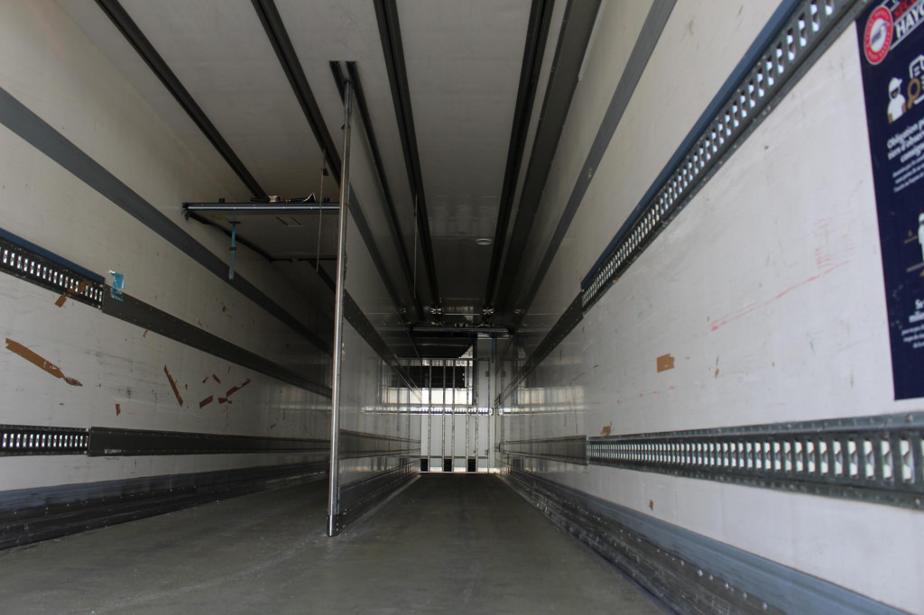 Chereau CV1950Mt.City Bi-Temp LBW Lenkachse Rolltor TOP - نصف مقطورة مُبرِّدة: صورة 3 Chereau CV1950Mt.City Bi-Temp LBW Lenkachse Rolltor TOP - نصف مقطورة مُبرِّدة: صورة 3