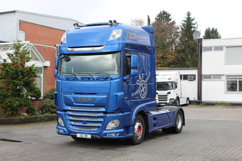 Daf 480 SSC Retarder Kühlbox 2 Tanks Standklima - وحدة جر: صورة 1 Daf 480 SSC Retarder Kühlbox 2 Tanks Standklima - وحدة جر: صورة 1