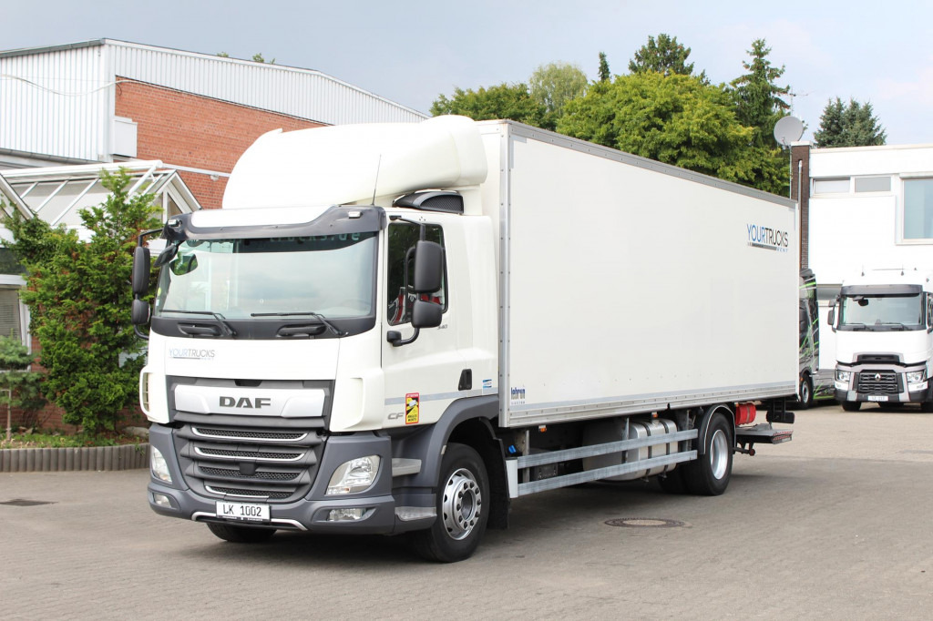 Daf CF 340 E6 Koffer 8,5m Klima LDW Rolltor LBW - شاحنة مقفلة: صورة 1 Daf CF 340 E6 Koffer 8,5m Klima LDW Rolltor LBW - شاحنة مقفلة: صورة 1