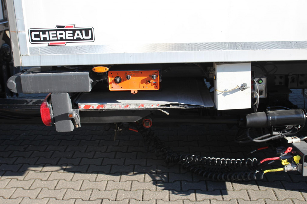 Daf CF 480 CS 950 Strom Schlafkabine Durchlade ZUG! - شاحنة الفريزر: صورة 5 Daf CF 480 CS 950 Strom Schlafkabine Durchlade ZUG! - شاحنة الفريزر: صورة 5