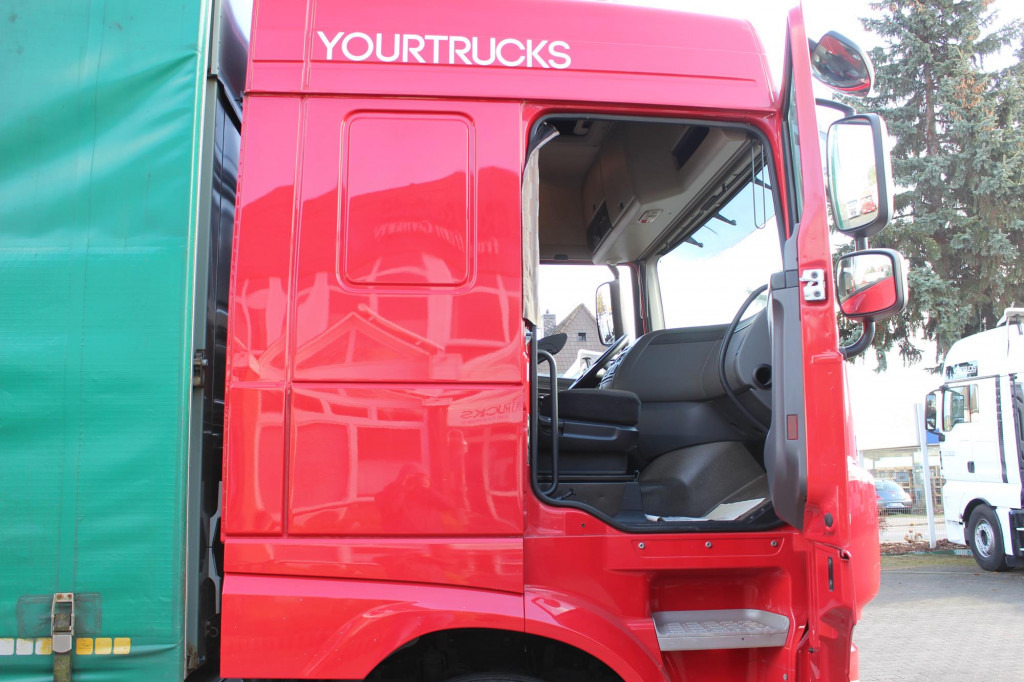 Daf XF 460 Space Cab Plane-Jumbo Retarder Hubdach - شاحنة ستارة: صورة 4 Daf XF 460 Space Cab Plane-Jumbo Retarder Hubdach - شاحنة ستارة: صورة 4