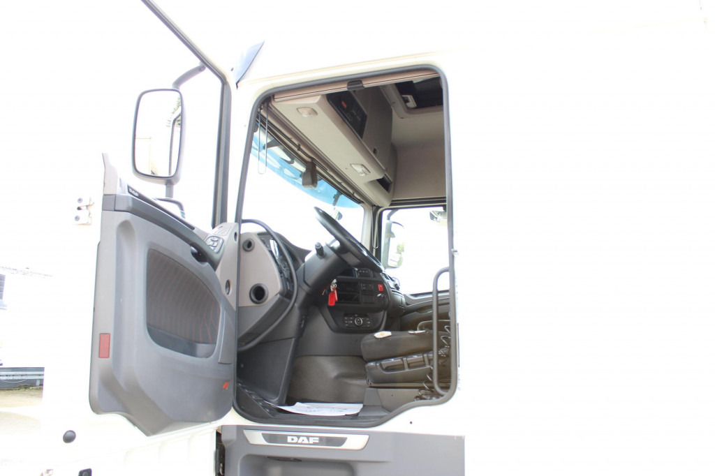 Daf XF 530 SC Retarder ACC LDW Kühlbox Vollspoiler - وحدة جر: صورة 5 Daf XF 530 SC Retarder ACC LDW Kühlbox Vollspoiler - وحدة جر: صورة 5