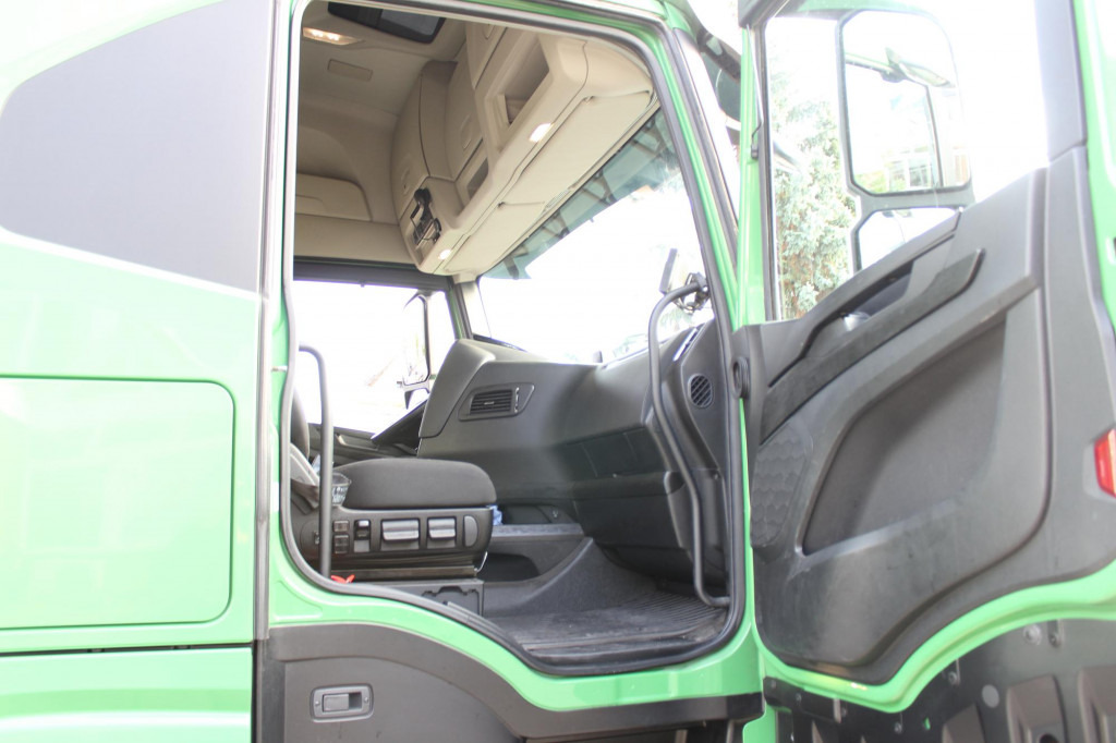 Iveco S-Way 510 Retarder Alufelgen Navi 2 x Kühlbox - وحدة جر: صورة 3 Iveco S-Way 510 Retarder Alufelgen Navi 2 x Kühlbox - وحدة جر: صورة 3