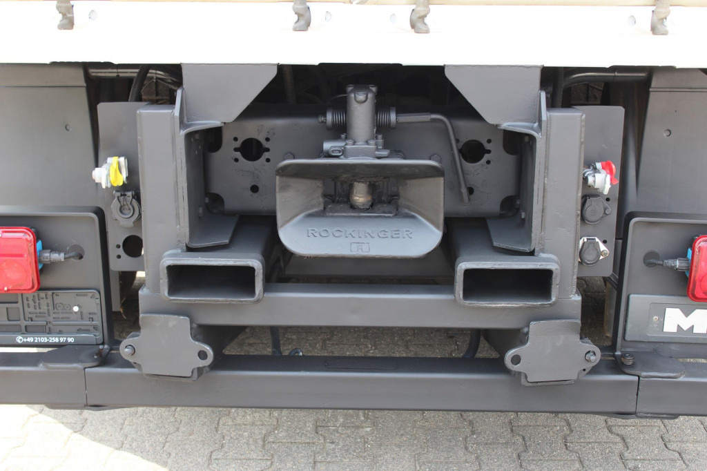 MAN TGX 26.480 Plane Stapleraufnahme Lenkachse Zug! - شاحنة ستارة: صورة 4 MAN TGX 26.480 Plane Stapleraufnahme Lenkachse Zug! - شاحنة ستارة: صورة 4