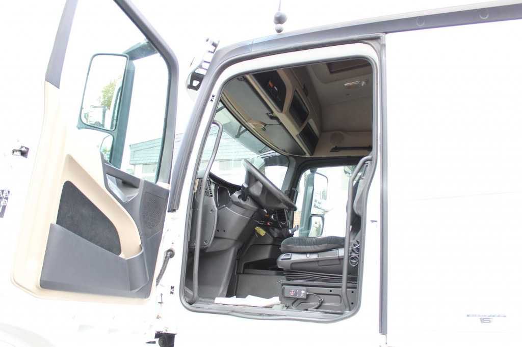 Mercedes-Benz Actros 1843 E6   ACC   LDW   Vollspoiler - وحدة جر: صورة 2 Mercedes-Benz Actros 1843 E6   ACC   LDW   Vollspoiler - وحدة جر: صورة 2