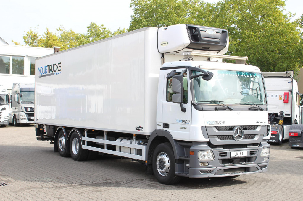شاحنة الفريزر Mercedes-Benz Actros  2532 E5  CS 1150 Multi Bi-Temp LBW Rolltor: صورة 9