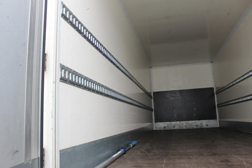 Mercedes-Benz Actros 2548 Koffer Retarder Schlafkab Kühlbox - شاحنة التوصيل: صورة 5 Mercedes-Benz Actros 2548 Koffer Retarder Schlafkab Kühlbox - شاحنة التوصيل: صورة 5