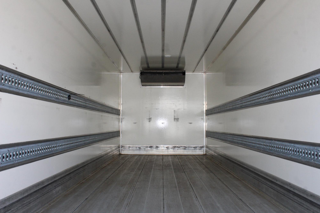 Mercedes-Benz Atego 1221 E6 TK T-800 R Strom Türen+LBW - شاحنة الفريزر: صورة 3 Mercedes-Benz Atego 1221 E6 TK T-800 R Strom Türen+LBW - شاحنة الفريزر: صورة 3