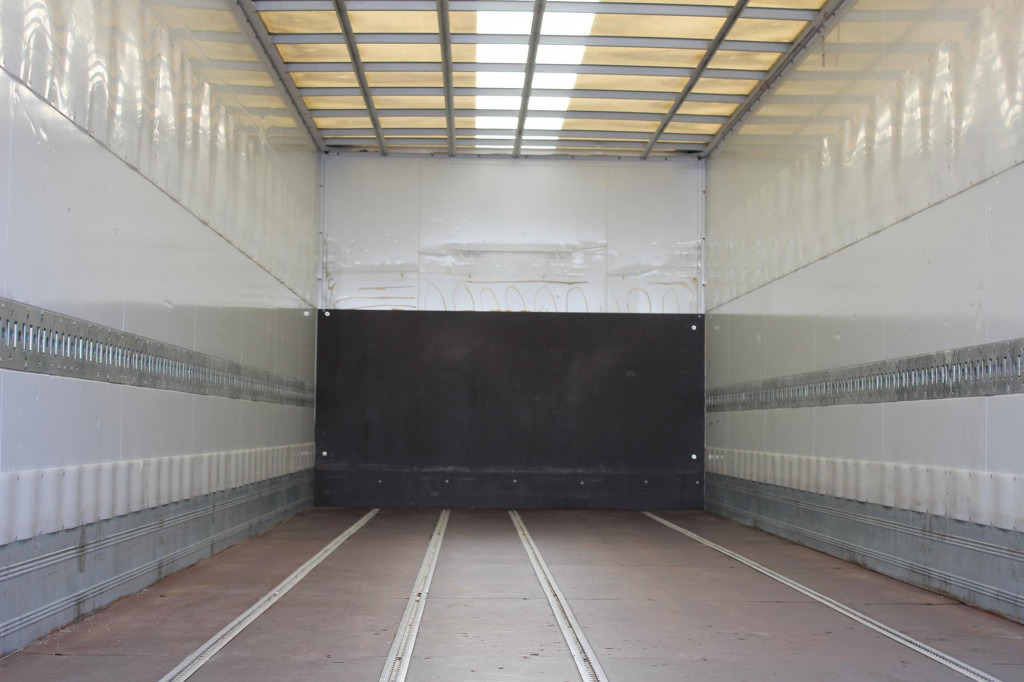 Mercedes-Benz Atego 1321 E6 Koffer Klima Kamera Schalter LBW - شاحنة: صورة 3 Mercedes-Benz Atego 1321 E6 Koffer Klima Kamera Schalter LBW - شاحنة: صورة 3