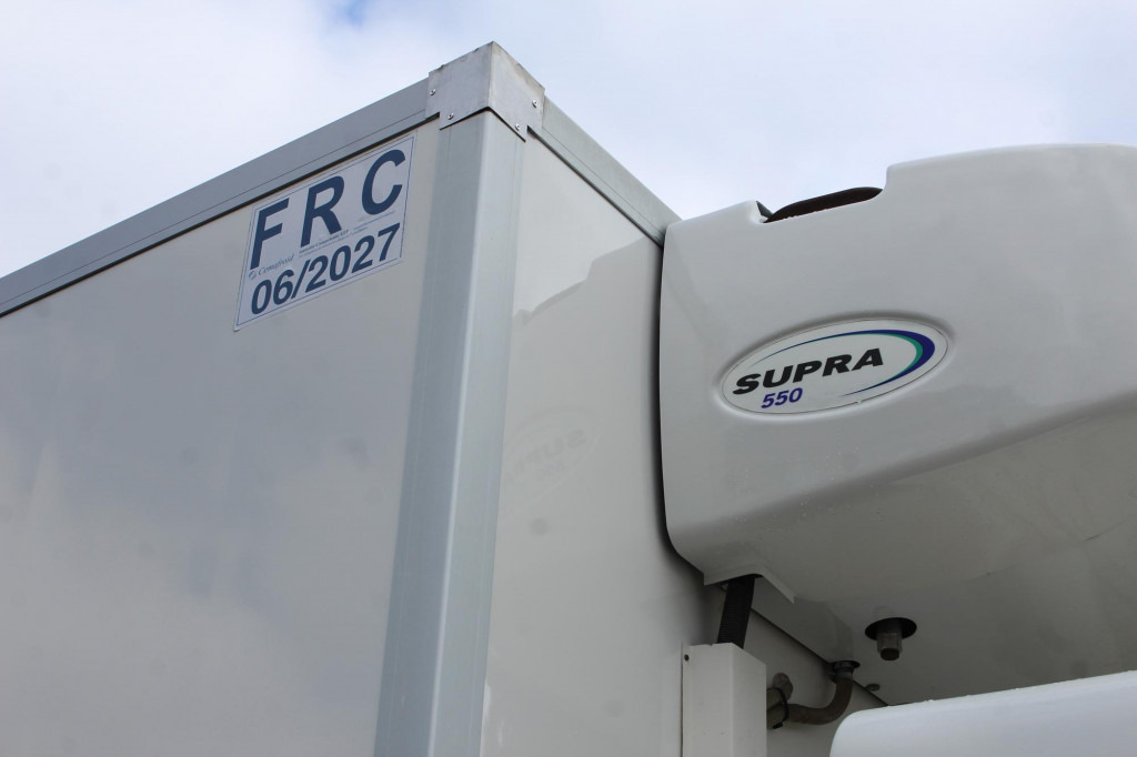 Renault D 12 Carrier Supra 550 Strom Tür LBW FRC 2027 - شاحنة الفريزر: صورة 5 Renault D 12 Carrier Supra 550 Strom Tür LBW FRC 2027 - شاحنة الفريزر: صورة 5