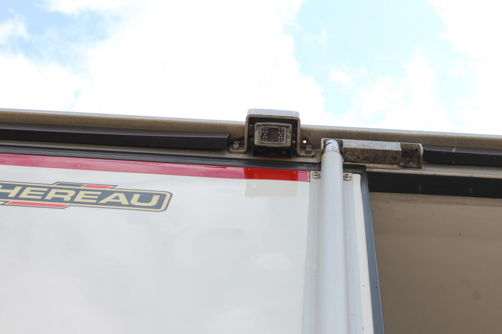 Renault D 320 Wide E6 CS 1150Mt. Bi-Temp. Tür+LBW Strom - شاحنة الفريزر: صورة 5 Renault D 320 Wide E6 CS 1150Mt. Bi-Temp. Tür+LBW Strom - شاحنة الفريزر: صورة 5