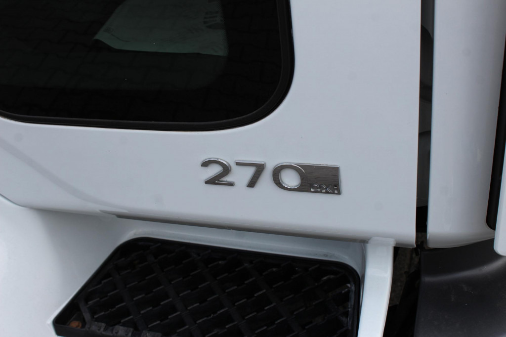 Renault Midlum 220 E5 CS 850 MT Strom Tür+LBW FRC - شاحنة: صورة 5 Renault Midlum 220 E5 CS 850 MT Strom Tür+LBW FRC - شاحنة: صورة 5