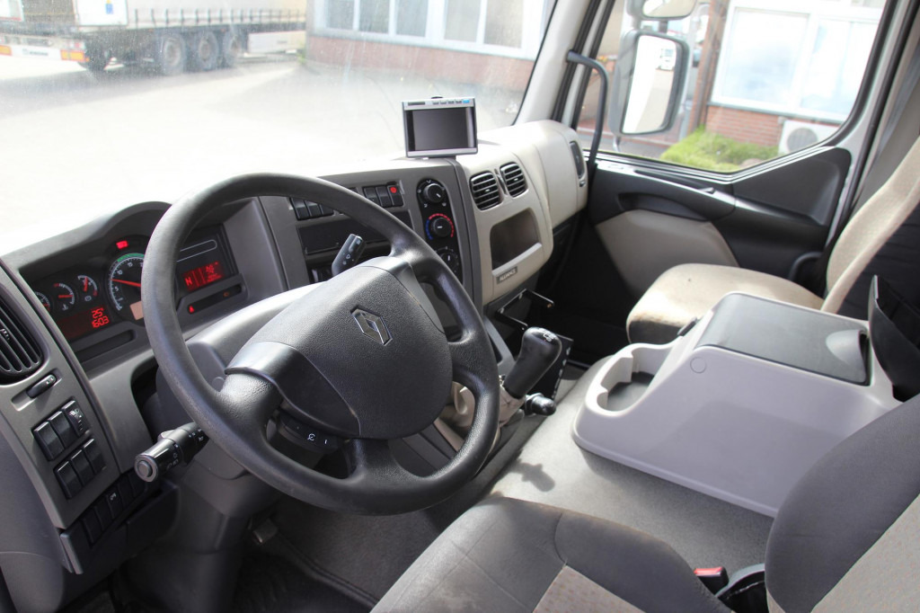 Renault Midlum 220 E5 CS 850 Strom LBW Seiten Tür FRC - شاحنة: صورة 4 Renault Midlum 220 E5 CS 850 Strom LBW Seiten Tür FRC - شاحنة: صورة 4