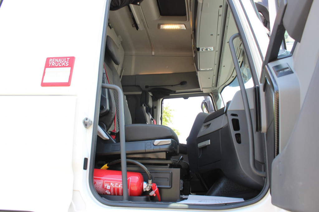 Renault T 520 E6 High Sleeper Retarder Kühlbox VIN: MD - وحدة جر: صورة 2 Renault T 520 E6 High Sleeper Retarder Kühlbox VIN: MD - وحدة جر: صورة 2