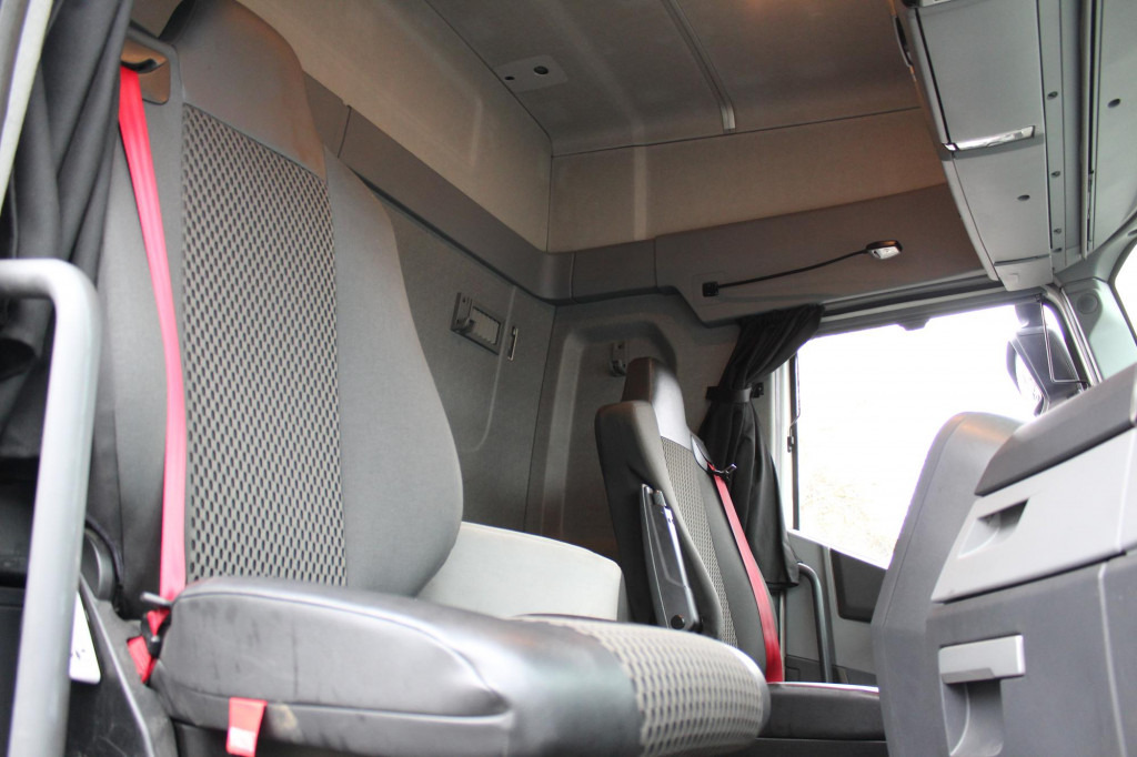 Renault T460 Retarder 2 Tanks Standklima VIN : KD - وحدة جر: صورة 2 Renault T460 Retarder 2 Tanks Standklima VIN : KD - وحدة جر: صورة 2