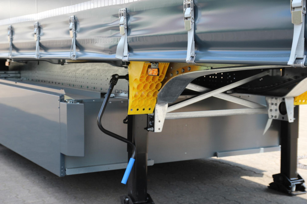 جديدة نصف مقطورة ستارة SCHMITZ Plane Edscha Liftachse Pal.-Kasten  NEU !!!: صورة 6 جديدة نصف مقطورة ستارة SCHMITZ Plane Edscha Liftachse Pal.-Kasten  NEU !!!: صورة 6