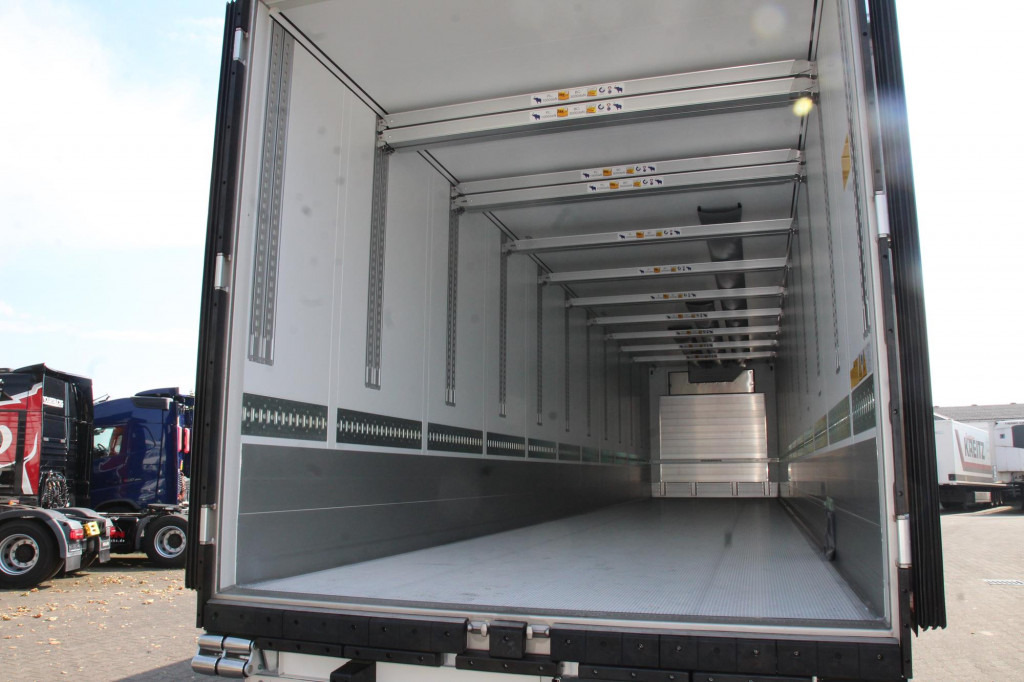 SCHMITZ Thermo King Advancer A400 DS Strom Blumen - نصف مقطورة مُبرِّدة: صورة 2 SCHMITZ Thermo King Advancer A400 DS Strom Blumen - نصف مقطورة مُبرِّدة: صورة 2