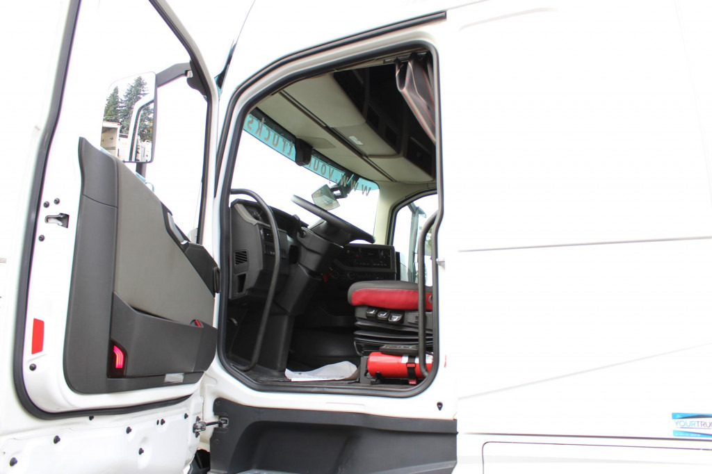 Volvo FH 500 E6 Globe   I-Park Cool   Kühlbox   Navi - وحدة جر: صورة 3 Volvo FH 500 E6 Globe   I-Park Cool   Kühlbox   Navi - وحدة جر: صورة 3