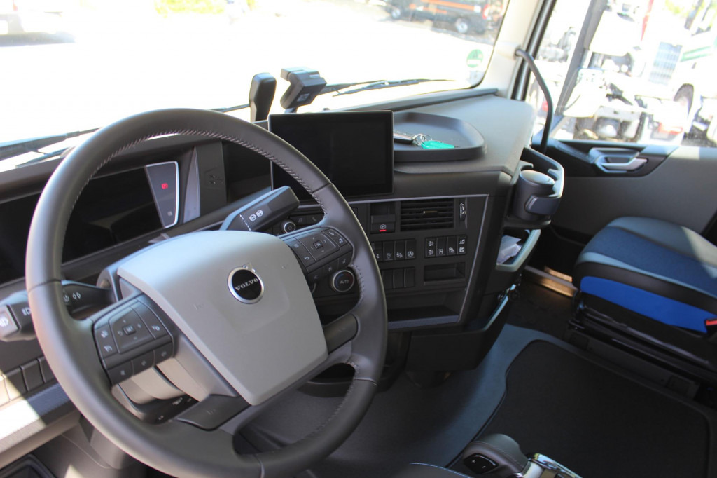 Volvo FH 500 Globe XL I-Park Cool Navi Miete-Rent! - وحدة جر: صورة 4 Volvo FH 500 Globe XL I-Park Cool Navi Miete-Rent! - وحدة جر: صورة 4