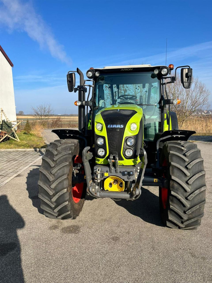 CLAAS Arion 420 CIS mit Frontzapfwelle und Frontkraftheber, neuwertiger Zustand, erst 620 Betriebsstunden - جرار: صورة 3 CLAAS Arion 420 CIS mit Frontzapfwelle und Frontkraftheber, neuwertiger Zustand, erst 620 Betriebsstunden - جرار: صورة 3