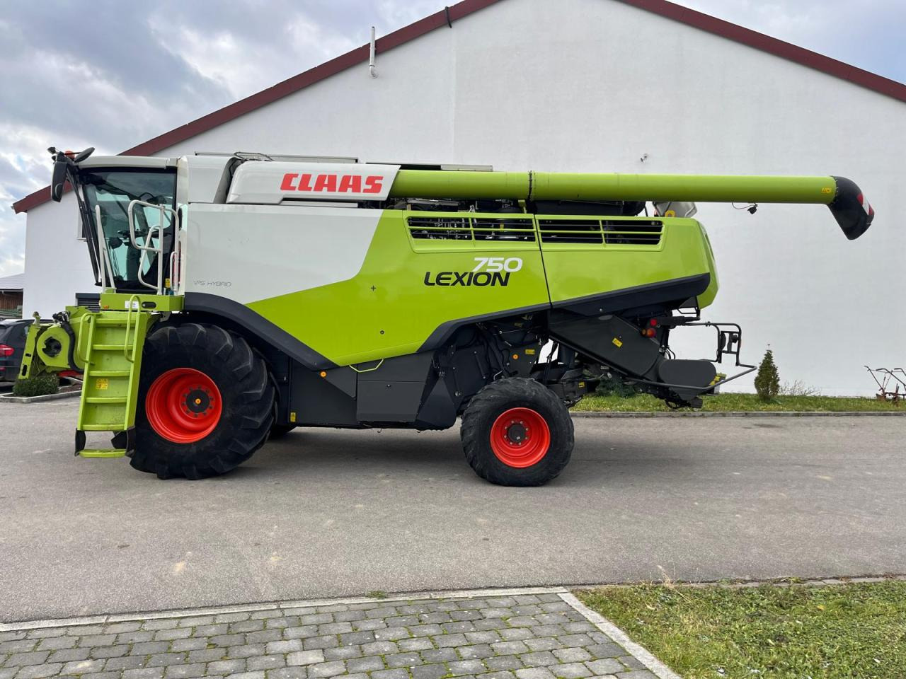CLAAS Lexion 750 V-Kanal 3D, Bj. 2017, 30kmh, mit Schneidwerk Claas V750 - حصادة موحَّدة: صورة 3 CLAAS Lexion 750 V-Kanal 3D, Bj. 2017, 30kmh, mit Schneidwerk Claas V750 - حصادة موحَّدة: صورة 3