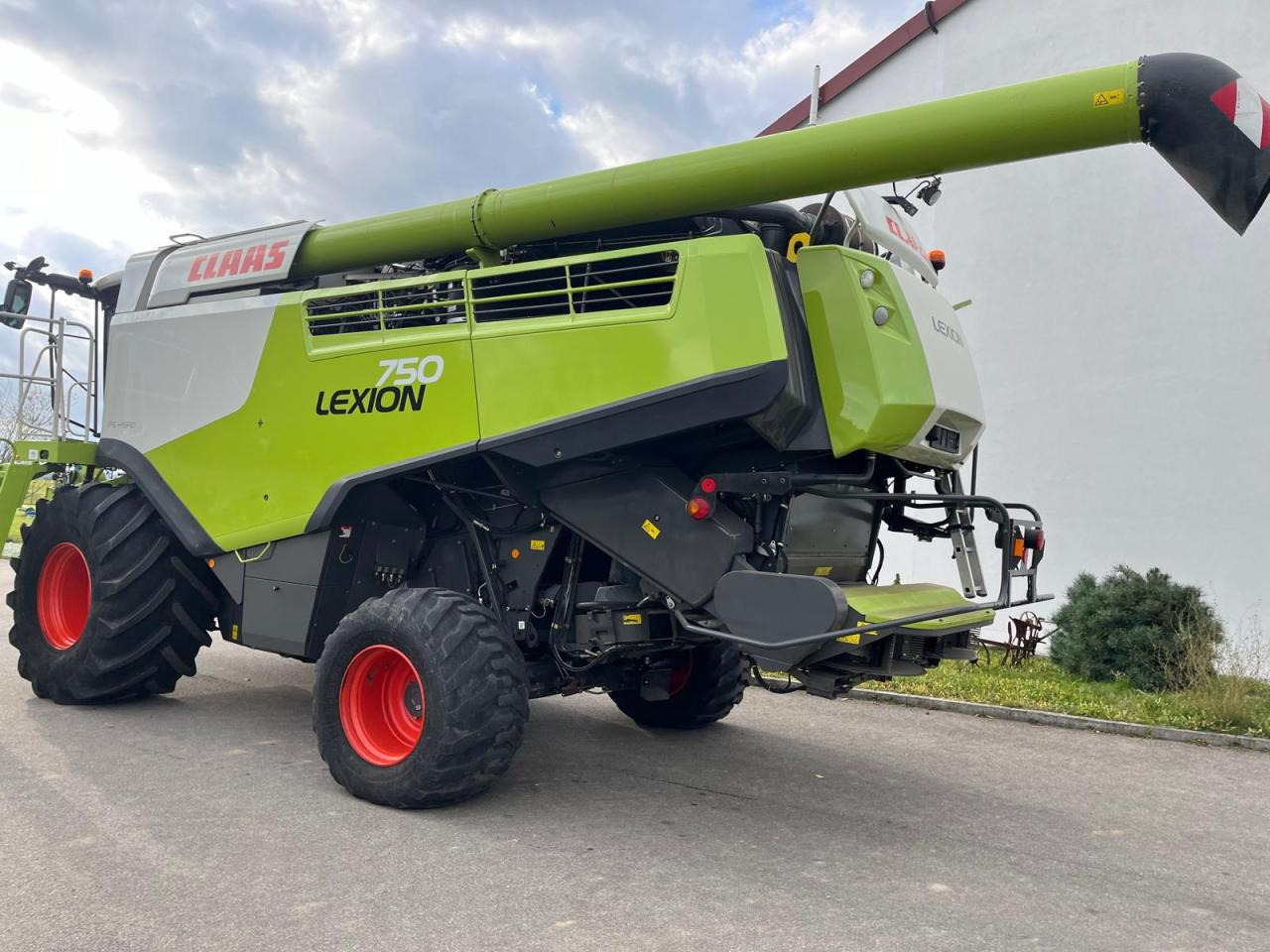 CLAAS Lexion 750 V-Kanal 3D, Bj. 2017, 30kmh, mit Schneidwerk Claas V750 - حصادة موحَّدة: صورة 2 CLAAS Lexion 750 V-Kanal 3D, Bj. 2017, 30kmh, mit Schneidwerk Claas V750 - حصادة موحَّدة: صورة 2