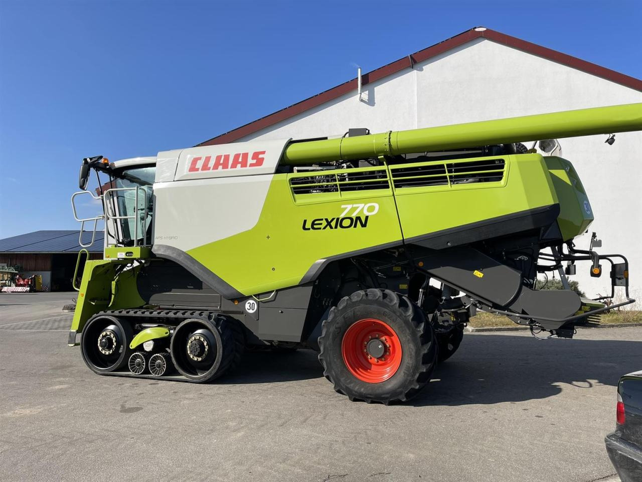 CLAAS Lexion 770TT Modell C76 mit CEMOS AUTOMATIC und Schneidwerk V1230, Reifen NEU - حصادة موحَّدة: صورة 3 CLAAS Lexion 770TT Modell C76 mit CEMOS AUTOMATIC und Schneidwerk V1230, Reifen NEU - حصادة موحَّدة: صورة 3