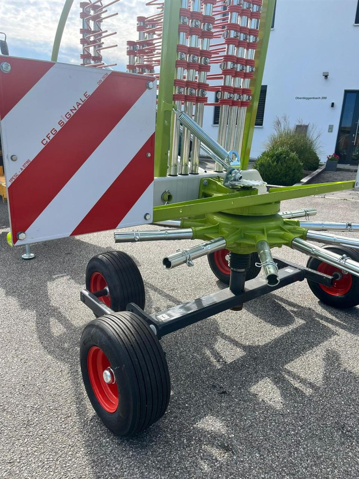 CLAAS Liner 370 Tandem / NEU und UNBENUTZT / Baujahr 202 - آلة تيبيس العشب/ آلة جمع العشب: صورة 5 CLAAS Liner 370 Tandem / NEU und UNBENUTZT / Baujahr 202 - آلة تيبيس العشب/ آلة جمع العشب: صورة 5