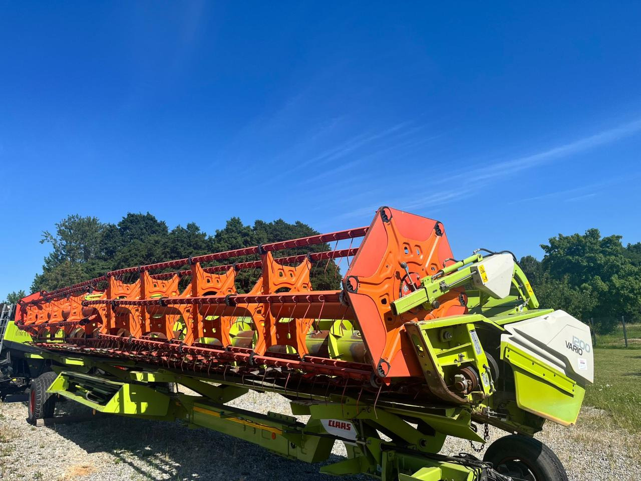 CLAAS Vario 1200, Claas Ersatzteilspender, ohne SWW - ملحق حصادة أعلاف: صورة 1 CLAAS Vario 1200, Claas Ersatzteilspender, ohne SWW - ملحق حصادة أعلاف: صورة 1
