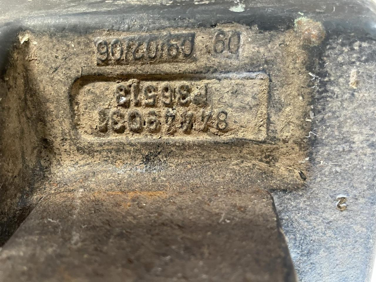 Case-IH New Holland Achsschenkel - المحور و قطع الغيار - الآلات الزراعية: صورة 4 Case-IH New Holland Achsschenkel - المحور و قطع الغيار - الآلات الزراعية: صورة 4